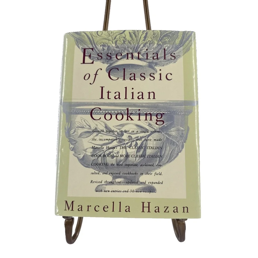 Marcella Hazan Essentials of Classic Italian Cooking 1992 HC DJ Cookbook